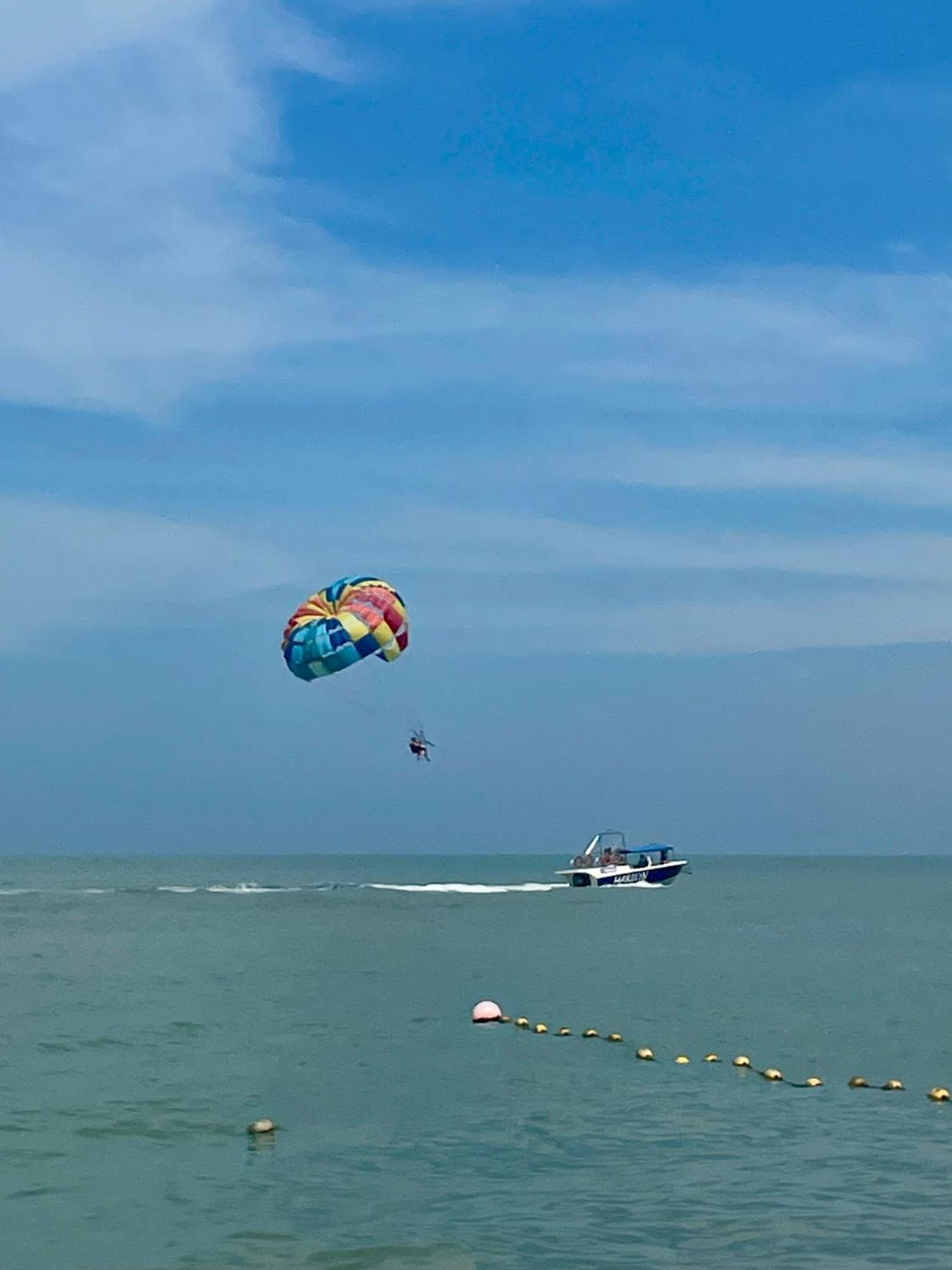 The Ferringhi Sea View At Sri Sayang Apartment บาตูเฟอริงกี ภายนอก รูปภาพ