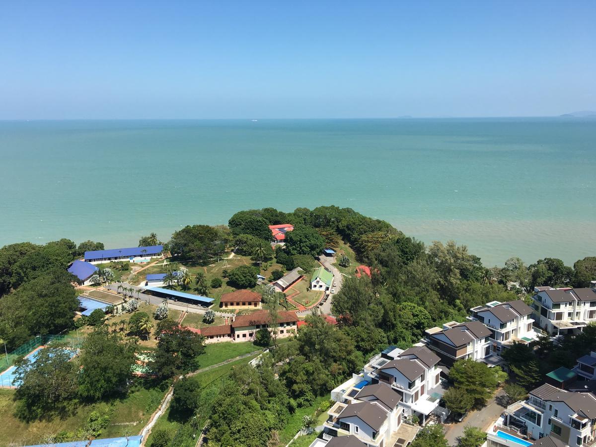 The Ferringhi Sea View At Sri Sayang Apartment บาตูเฟอริงกี ภายนอก รูปภาพ