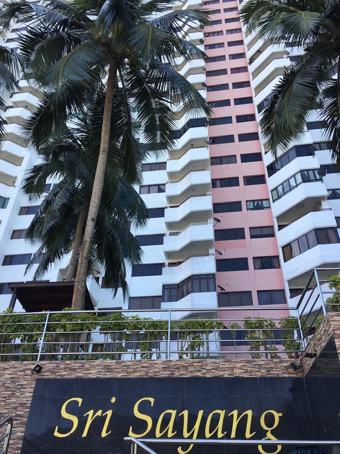 The Ferringhi Sea View At Sri Sayang Apartment บาตูเฟอริงกี ภายนอก รูปภาพ