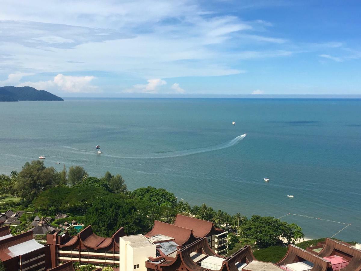The Ferringhi Sea View At Sri Sayang Apartment บาตูเฟอริงกี ภายนอก รูปภาพ